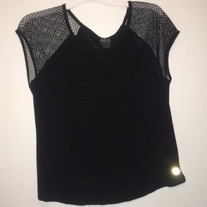 Short sleeve American Eagle shirt